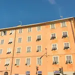 Homes in Genoa - Young Apartment